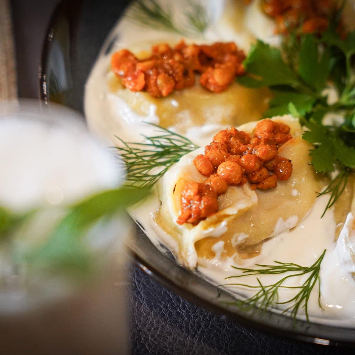 Mantu in Nahaufnahme im Fereshteh Restaurant Floridsdorf